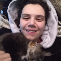 Skeleton kigu plus cat